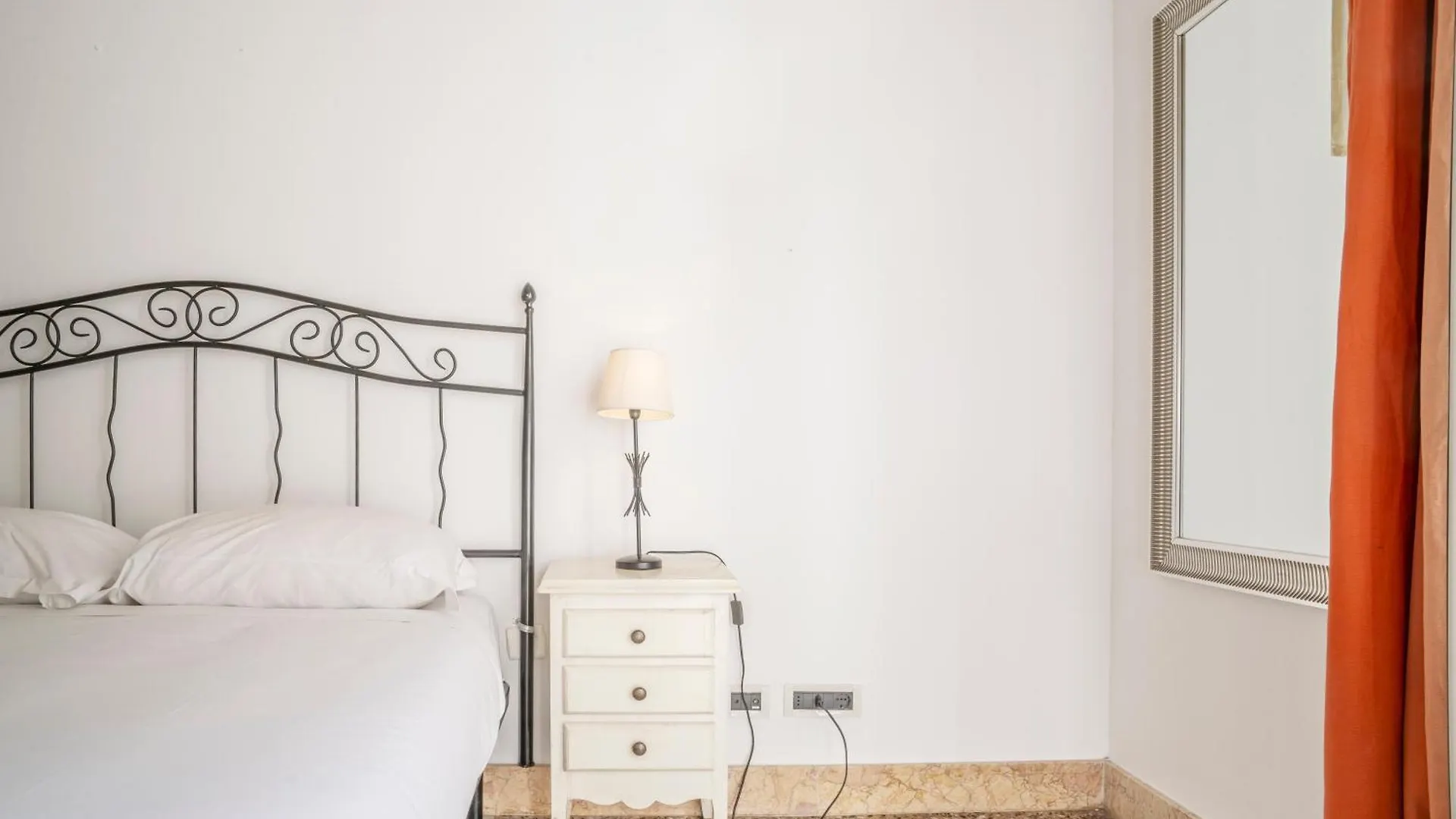 Apartment Appartamento San Lorenzo 2 - Affitti Brevi Italia Genoa Italy